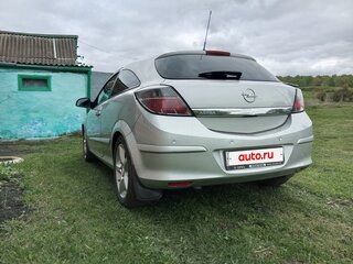 2010 Opel Astra GTC H Рестайлинг, серебристый, 840000 рублей, вид 5