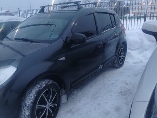 2011 Renault Sandero I, серый, 530000 рублей, вид 2