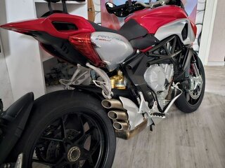 2014 MV Agusta Rivale 800, красный, 800000 рублей, вид 3
