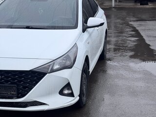 2020 Hyundai Solaris II Рестайлинг, белый, 1270000 рублей, вид 1