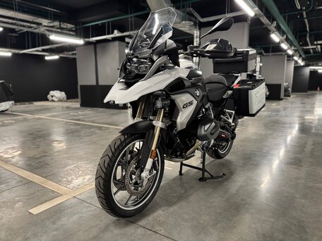 2023 BMW R 1250 GS, белый, 2000000 рублей, вид 3