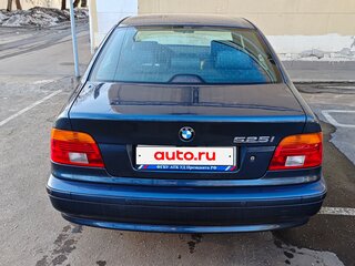 2003 BMW 5 серии 525i IV (E39) Рестайлинг, синий, 1150000 рублей, вид 4