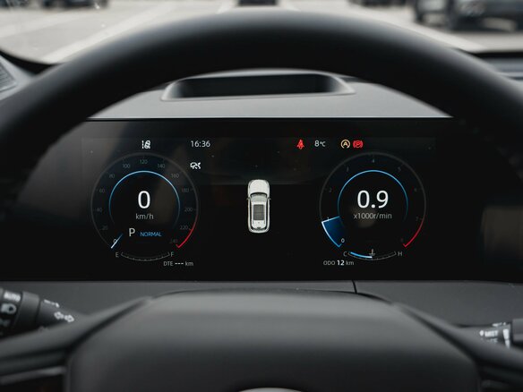 2024 Changan CS75 Plus III, чёрный - вид 14