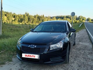 2011 Chevrolet Cruze I, чёрный, 600000 рублей, вид 2