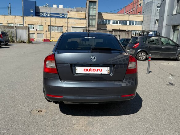 2010 Skoda Octavia DSG7 II (A5) Рестайлинг, серый, 790000 рублей - вид 5