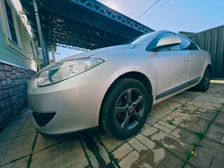 2012 Renault Fluence I, серый, 690000 рублей, вид 4