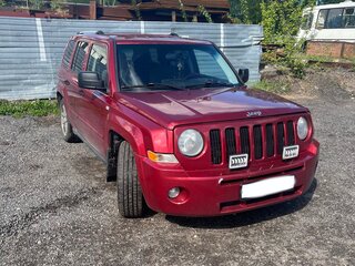 2007 Jeep Liberty (Patriot), красный, 850000 рублей, вид 2