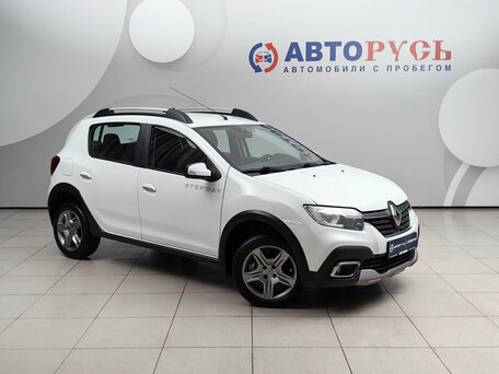 2018 Renault Sandero Stepway II Рестайлинг, белый, 935000 рублей, вид 1