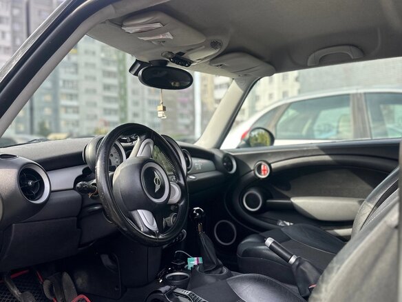 2007 Mini Hatch Cooper II (R56), чёрный, 600000 рублей - вид 7