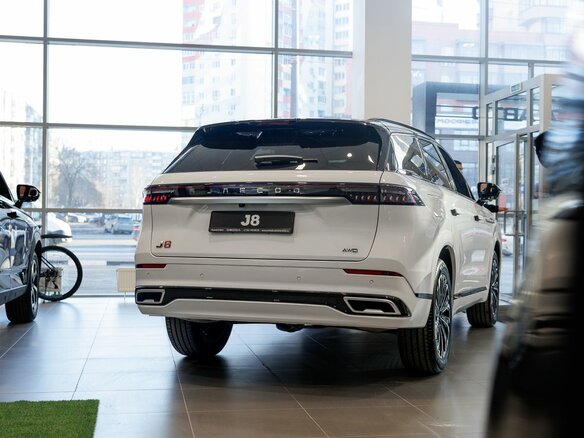 2025 Jaecoo J8, белый - вид 4