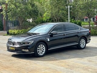 2022 Volkswagen Passat B8 Рестайлинг, чёрный, 1670000 рублей, вид 1