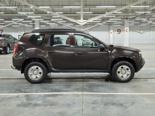 2015 Renault Duster I, чёрный, 765000 рублей, вид 4