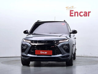2022 Chevrolet TrailBlazer III, серый, 1583000 рублей, вид 3