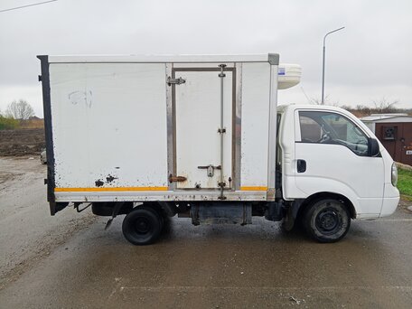 2011 Kia Bongo, белый, 850000 рублей, вид 3