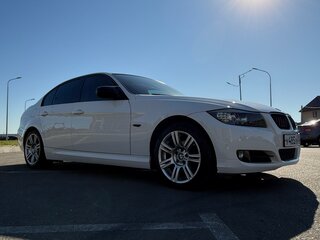 2011 BMW 3 серии 318i V (E90/E91/E92/E93) Рестайлинг, белый, 1300000 рублей, вид 4