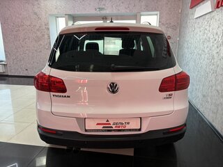 2016 Volkswagen Tiguan Euro 6 I Рестайлинг, белый, 1665000 рублей, вид 4