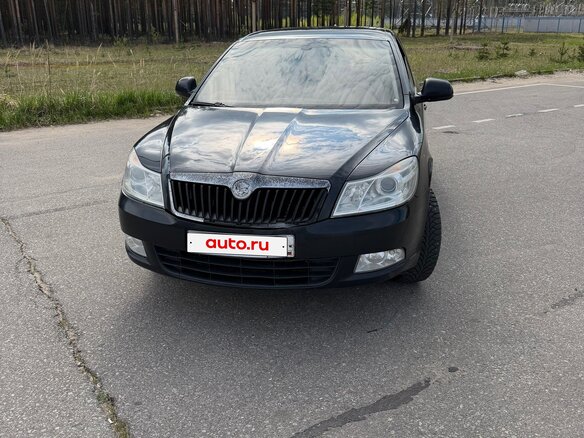 2011 Skoda Octavia II (A5) Рестайлинг, чёрный, 600000 рублей