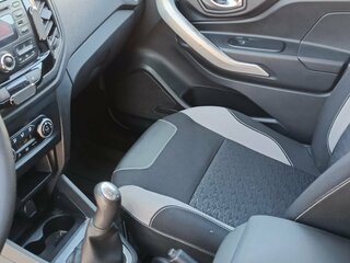 2017 Lada (ВАЗ) XRAY I, бежевый, 853000 рублей, вид 4