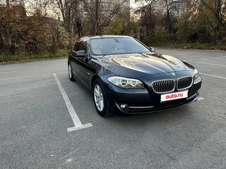 2011 BMW 5 серии 523i VI (F10/F11/F07), серый, 1650000 рублей, вид 2