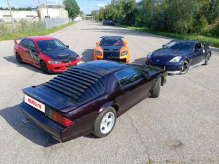 1990 Chevrolet Camaro III Рестайлинг, чёрный, 1650000 рублей, вид 3