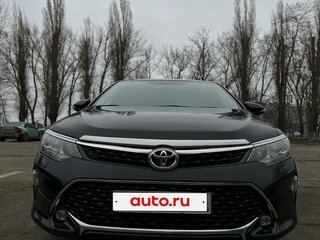 2017 Toyota Camry VII (XV50) Рестайлинг 2, чёрный, 2350000 рублей, вид 1