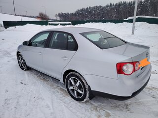 2009 Volkswagen Jetta V, серый, 600000 рублей, вид 5