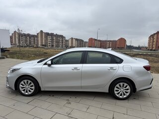 2020 Kia Cerato IV, серый, 1650000 рублей, вид 3
