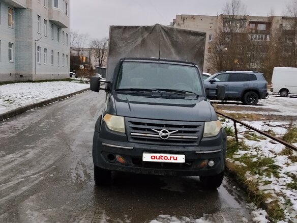 2017 УАЗ Профи, серый, 700000 рублей