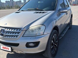2006 Mercedes-Benz M-Класс 350 II (W164), серый, 1250000 рублей, вид 1
