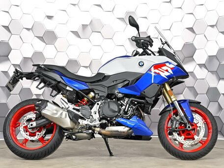 2025 BMW F 900 XR, белый, 1339000 рублей, вид 3