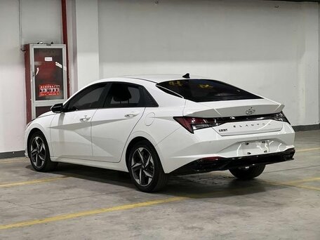2021 Hyundai Elantra VII (CN7), белый, 1750000 рублей, вид 5