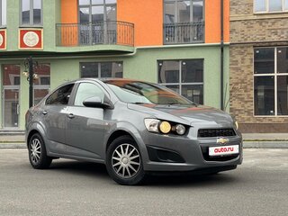 2013 Chevrolet Aveo II, серый, 1200000 рублей, вид 1