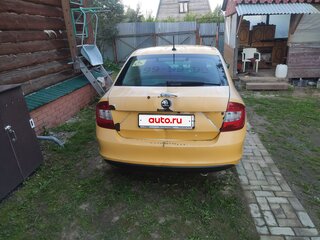 2016 Skoda Rapid I, жёлтый, 335000 рублей, вид 3