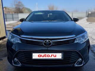 2015 Toyota Camry VII (XV50) Рестайлинг, чёрный, 2200000 рублей, вид 1