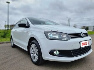 2014 Volkswagen Polo V, белый, 1050000 рублей, вид 1