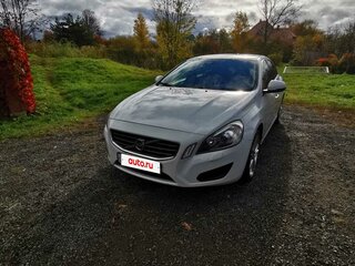2011 Volvo S60 II, белый, 800000 рублей, вид 4