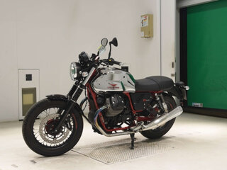 2016 Moto Guzzi V 7, серый, 700000 рублей, вид 4