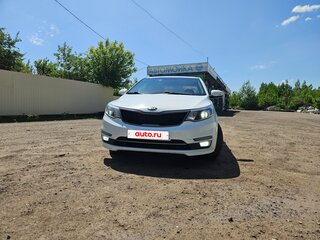 2015 Kia Rio III Рестайлинг, белый, 1020000 рублей, вид 1