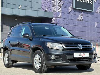 2016 Volkswagen Tiguan Euro 6 I Рестайлинг, чёрный, 1697000 рублей, вид 2