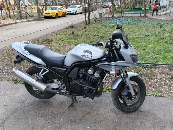 2002 Yamaha FZS600 Fazer, серый, 320000 рублей - вид 4