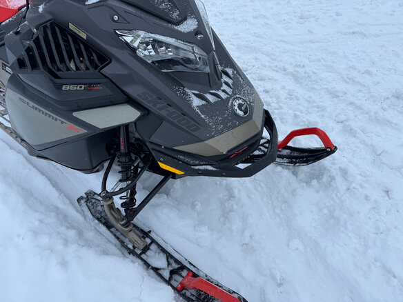 2022 BRP Ski-Doo Summit 850, коричневый, 1100000 рублей - вид 2