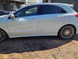 2013 Mercedes-Benz A-Класс 180 III (W176), белый, 1350000 рублей, вид 2
