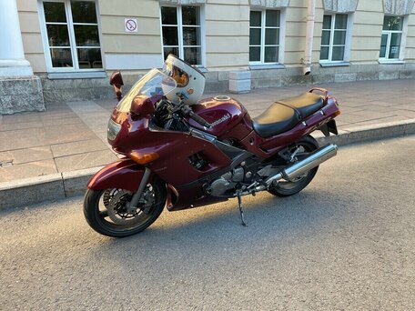 2000 Kawasaki ZZR 400, красный, 300000 рублей, вид 1