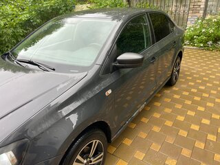 2015 Volkswagen Polo V Рестайлинг, серый, 700000 рублей, вид 5