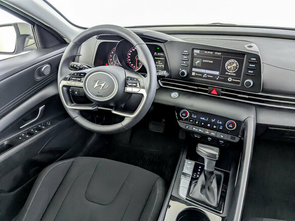 2021 Hyundai Elantra VII (CN7), серый, 1620000 рублей - вид 28