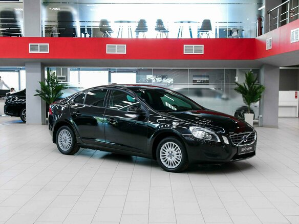 2010 Volvo S60 II, чёрный, 895000 рублей - вид 2