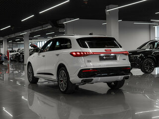 2026 Audi Q5 L III (GU), белый, 6700000 рублей, вид 4