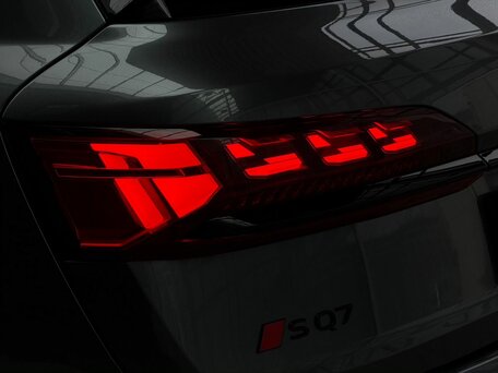 2025 Audi SQ7 I (4M) Рестайлинг 2, серый, 18500000 рублей, вид 4