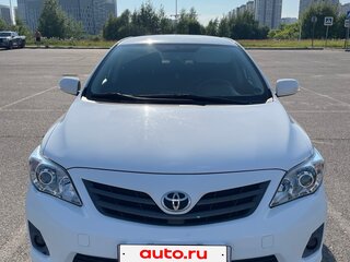 2013 Toyota Corolla X (E140, E150) Рестайлинг, белый, 1600000 рублей, вид 1