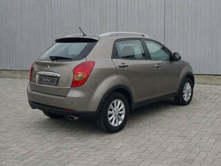 2011 SsangYong Actyon II, серый, 899000 рублей, вид 4